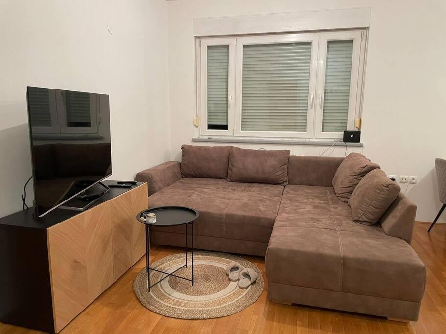 Apartmán Mely Rose Lublaň Exteriér fotografie