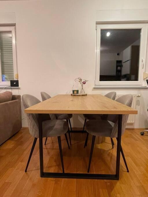 Apartmán Mely Rose Lublaň Exteriér fotografie